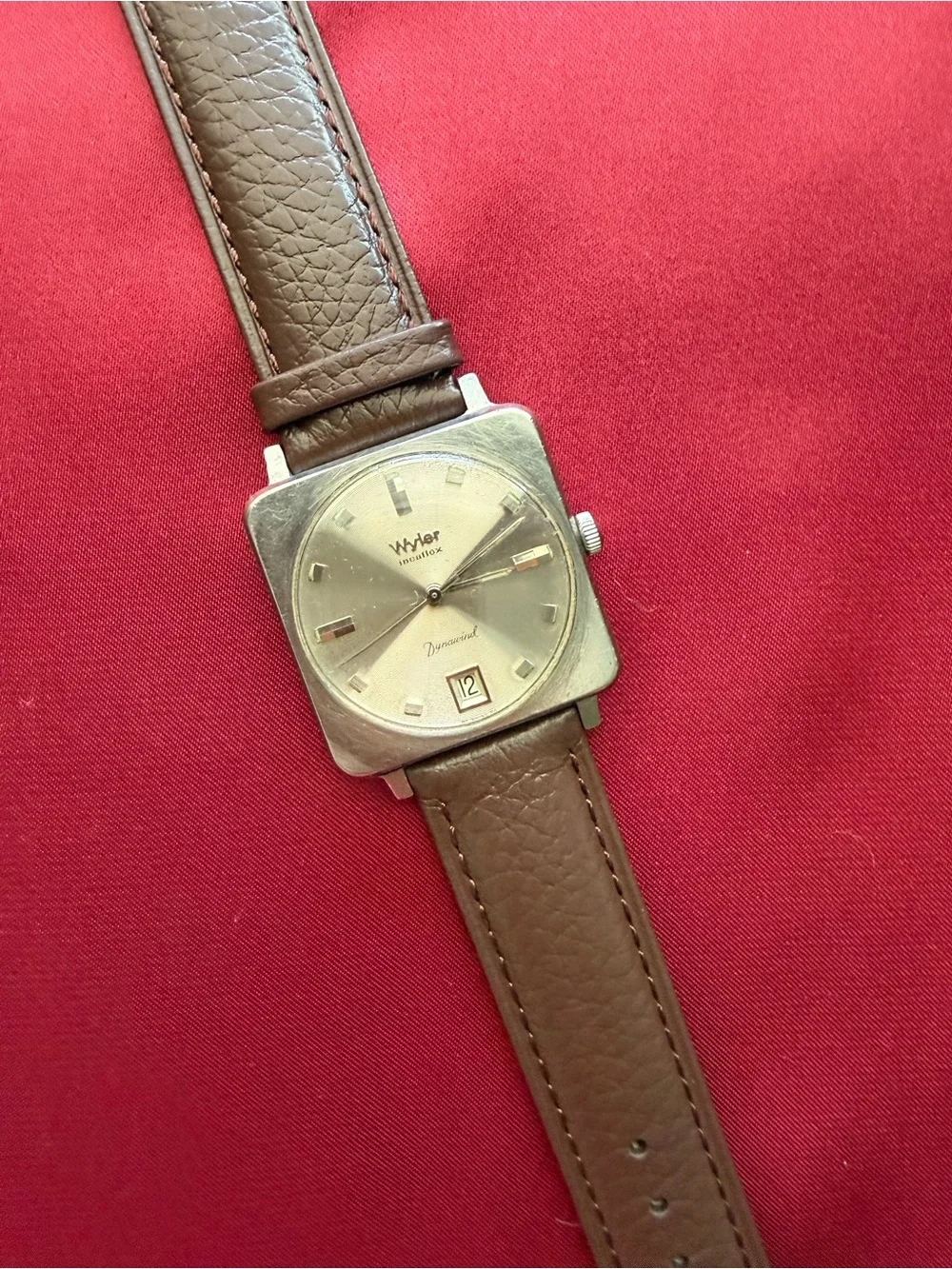 Vintage 1950s Wyler Incaflex Dynawind Cushion Case Swiss Automatic Watch